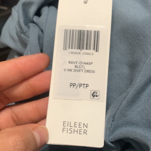 Eileen Fisher Viscose Stretch Jersey 3/4 Sleeve V-Neck Dress new with tags - Picture 3 of 8